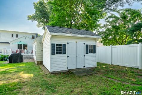 16 Raymond Place Cromwell CT 06416