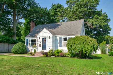 16 Raymond Place Cromwell CT 06416