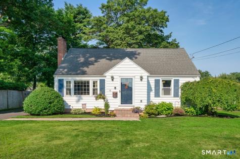 16 Raymond Place Cromwell CT 06416