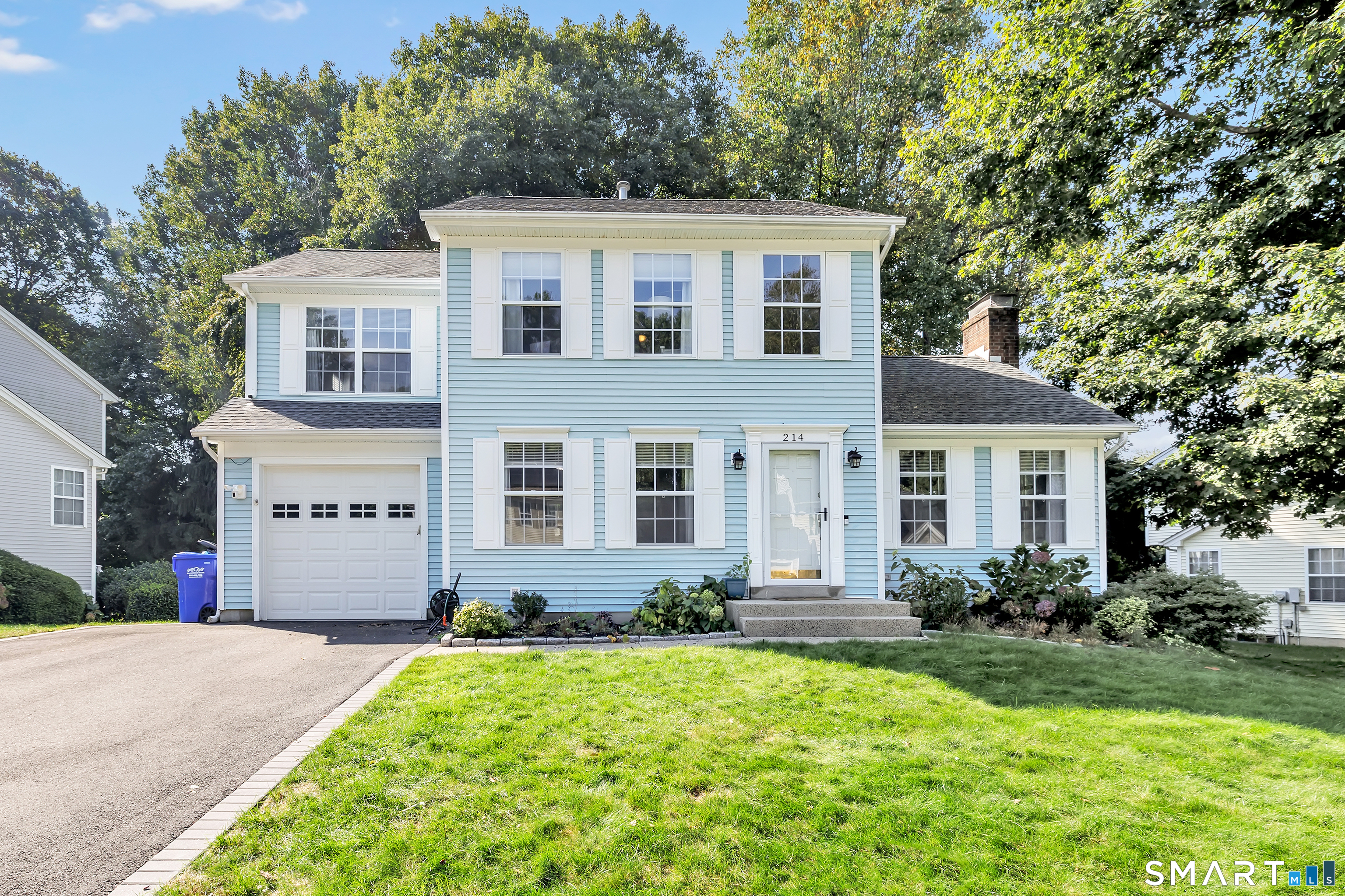 Milford CT, 214 Lookout Hill Road