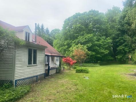 33 Flanders Road Bethlehem CT 06751