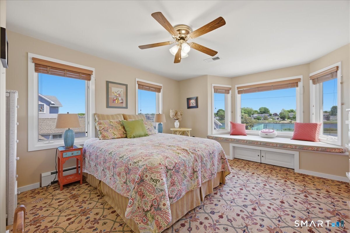 257 West Shore Avenue Groton CT 06340