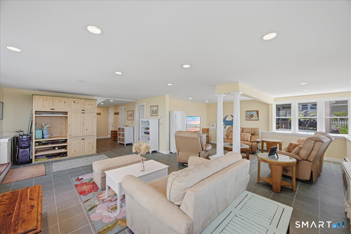 257 West Shore Avenue Groton CT 06340