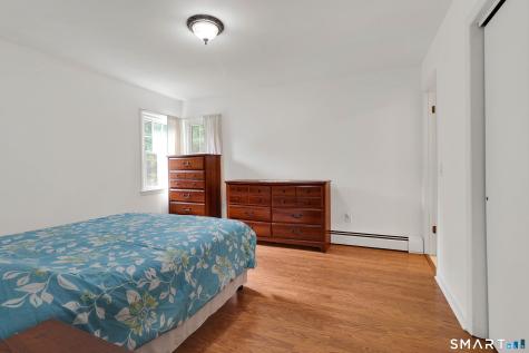 4 Cherry Heights Terrace Newtown CT 06482