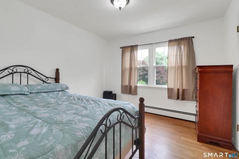 4 Cherry Heights Terrace Newtown CT 06482