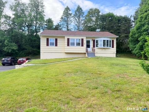 4 Cherry Heights Terrace Newtown CT 06482