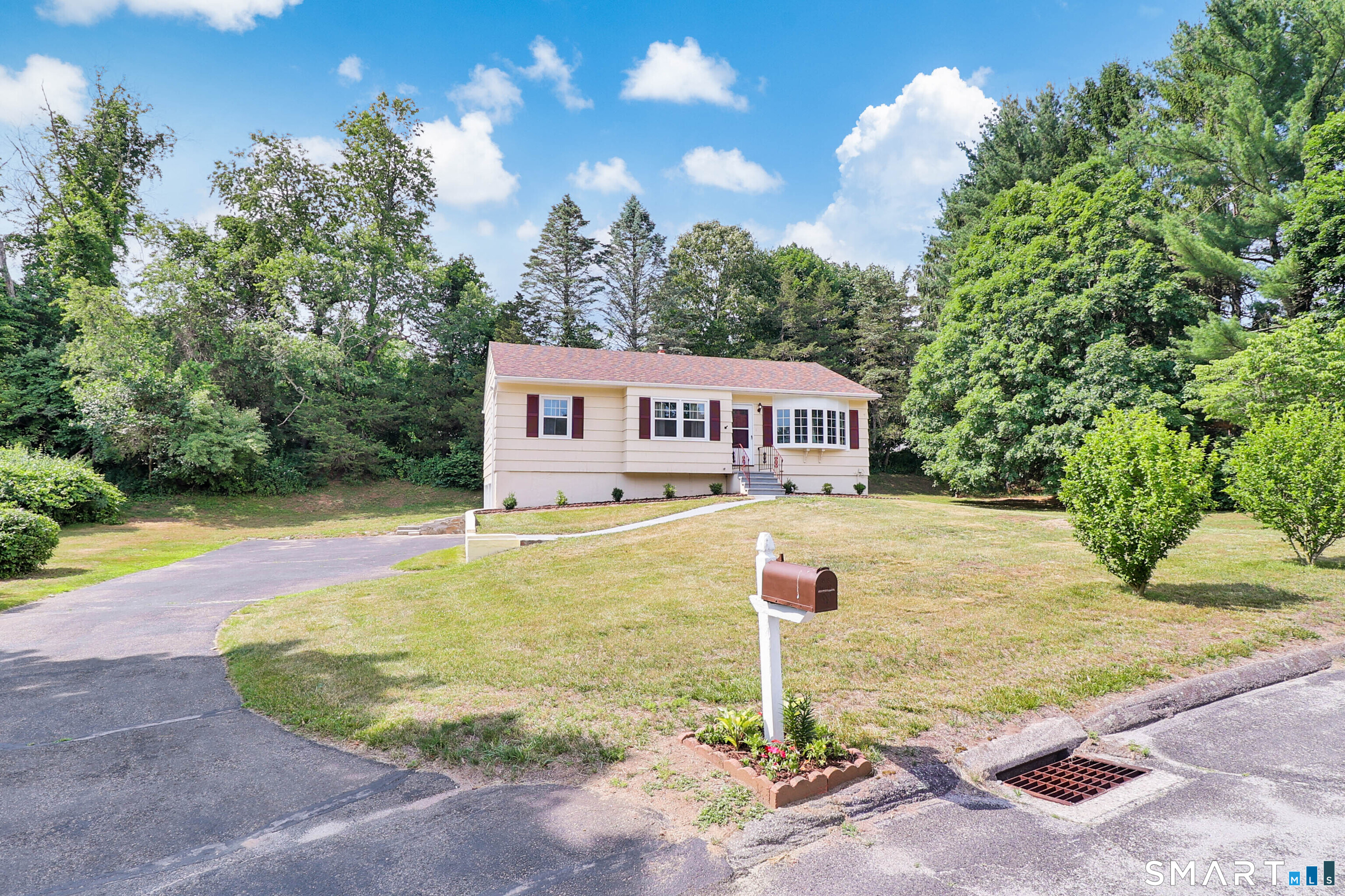 4 Cherry Heights Terrace Newtown CT 06482