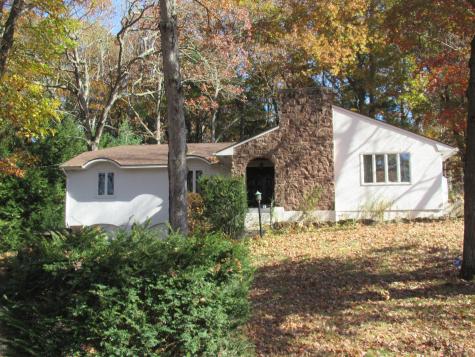 18 Oak Hill Drive Bristol CT 06010