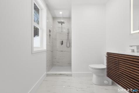 244 Cow Hill Road Clinton CT 06413