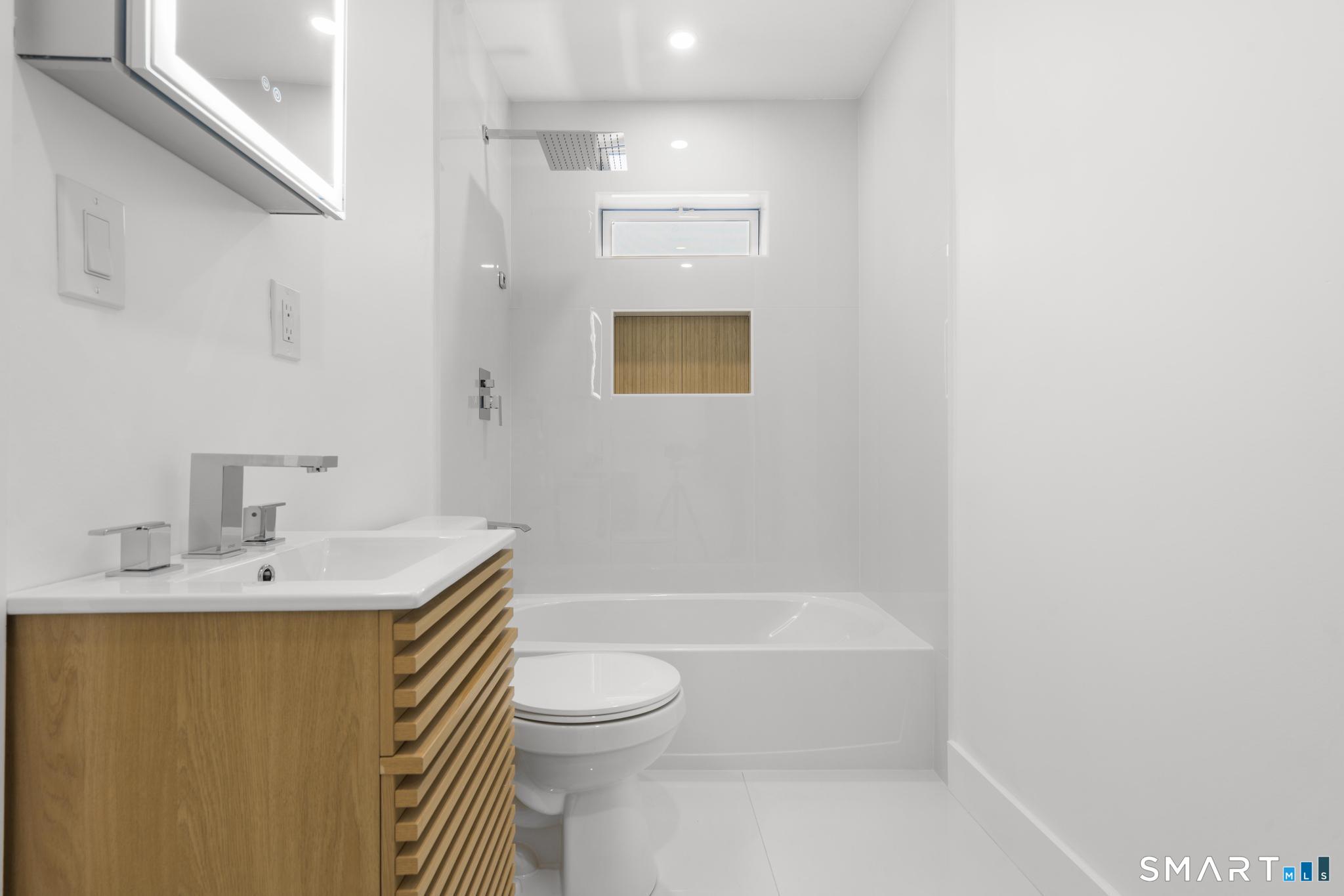 244 Cow Hill Road Clinton CT 06413