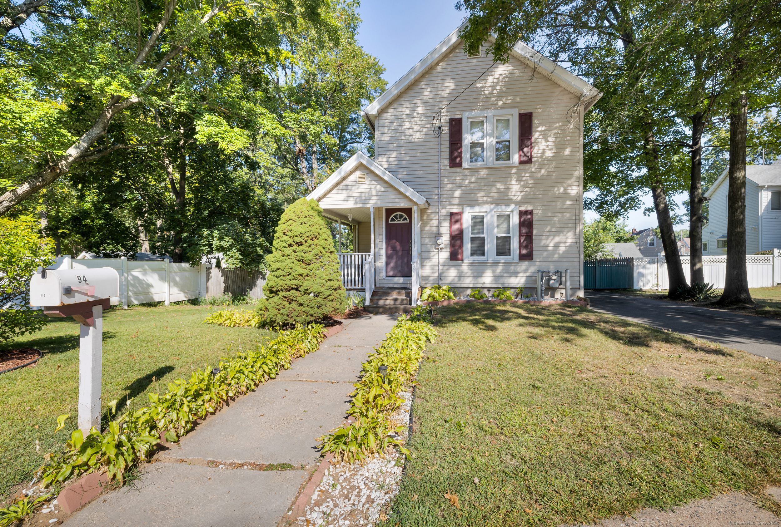 94 Larrabee Street East Hartford CT 06108