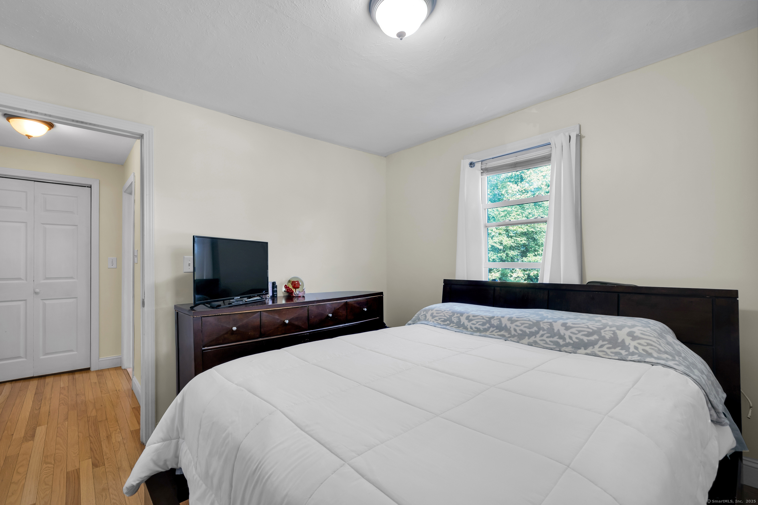 94 Larrabee Street East Hartford CT 06108