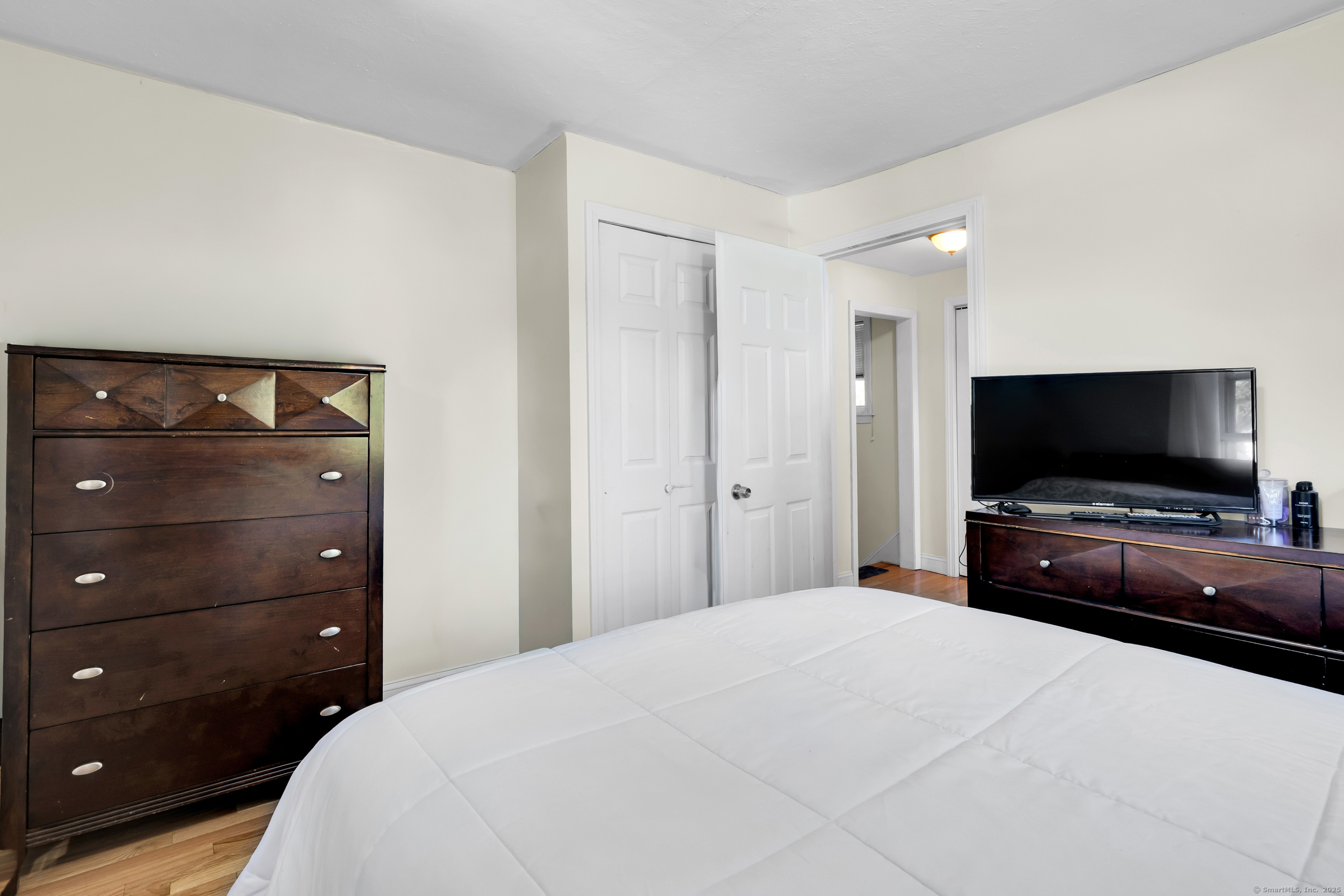 94 Larrabee Street East Hartford CT 06108