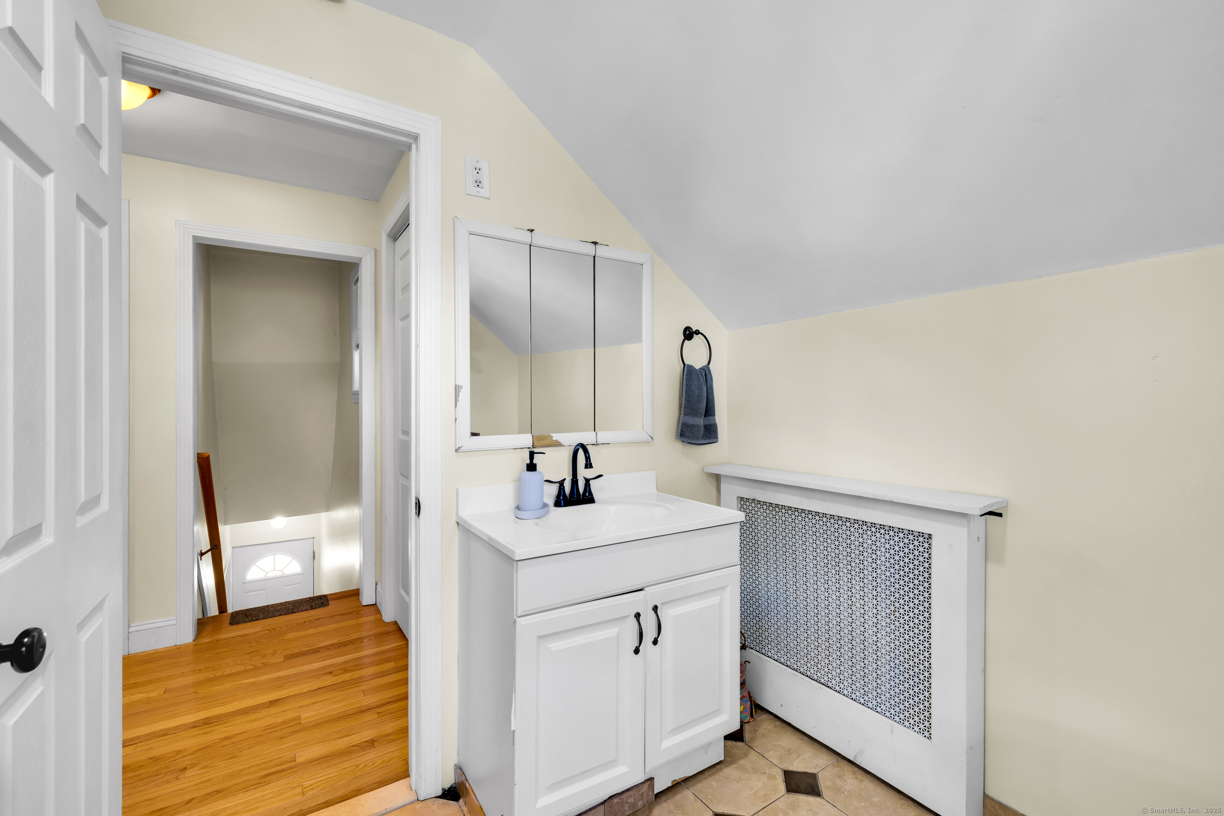 94 Larrabee Street East Hartford CT 06108