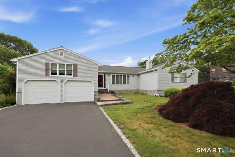 7 Dogwood Drive Ansonia CT 06401
