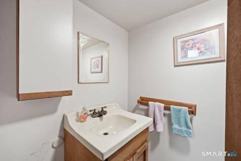 7 Dogwood Drive Ansonia CT 06401