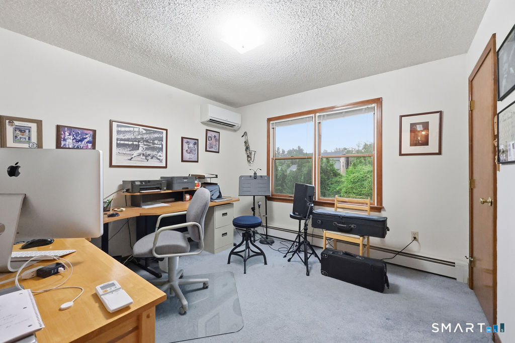7 Dogwood Drive Ansonia CT 06401