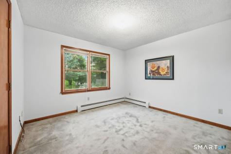 7 Dogwood Drive Ansonia CT 06401