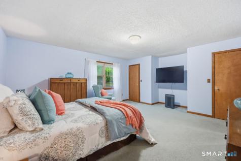 7 Dogwood Drive Ansonia CT 06401