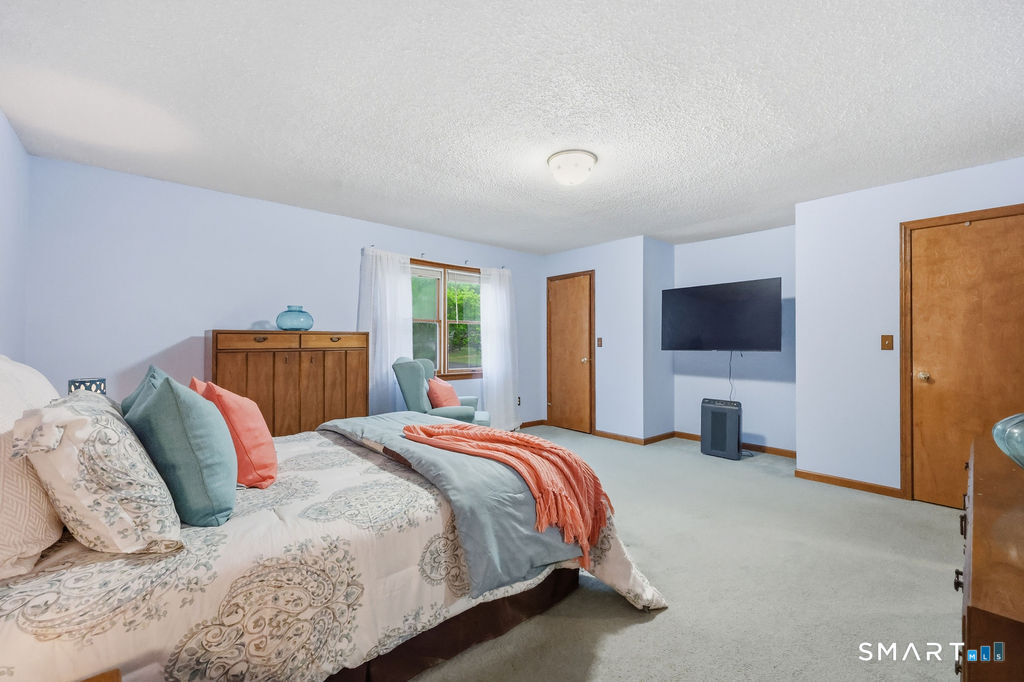 7 Dogwood Drive Ansonia CT 06401