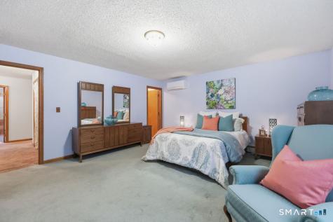 7 Dogwood Drive Ansonia CT 06401