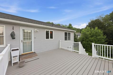7 Dogwood Drive Ansonia CT 06401