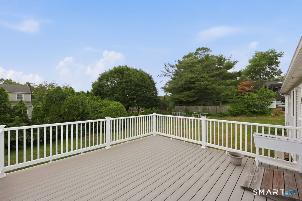 7 Dogwood Drive Ansonia CT 06401