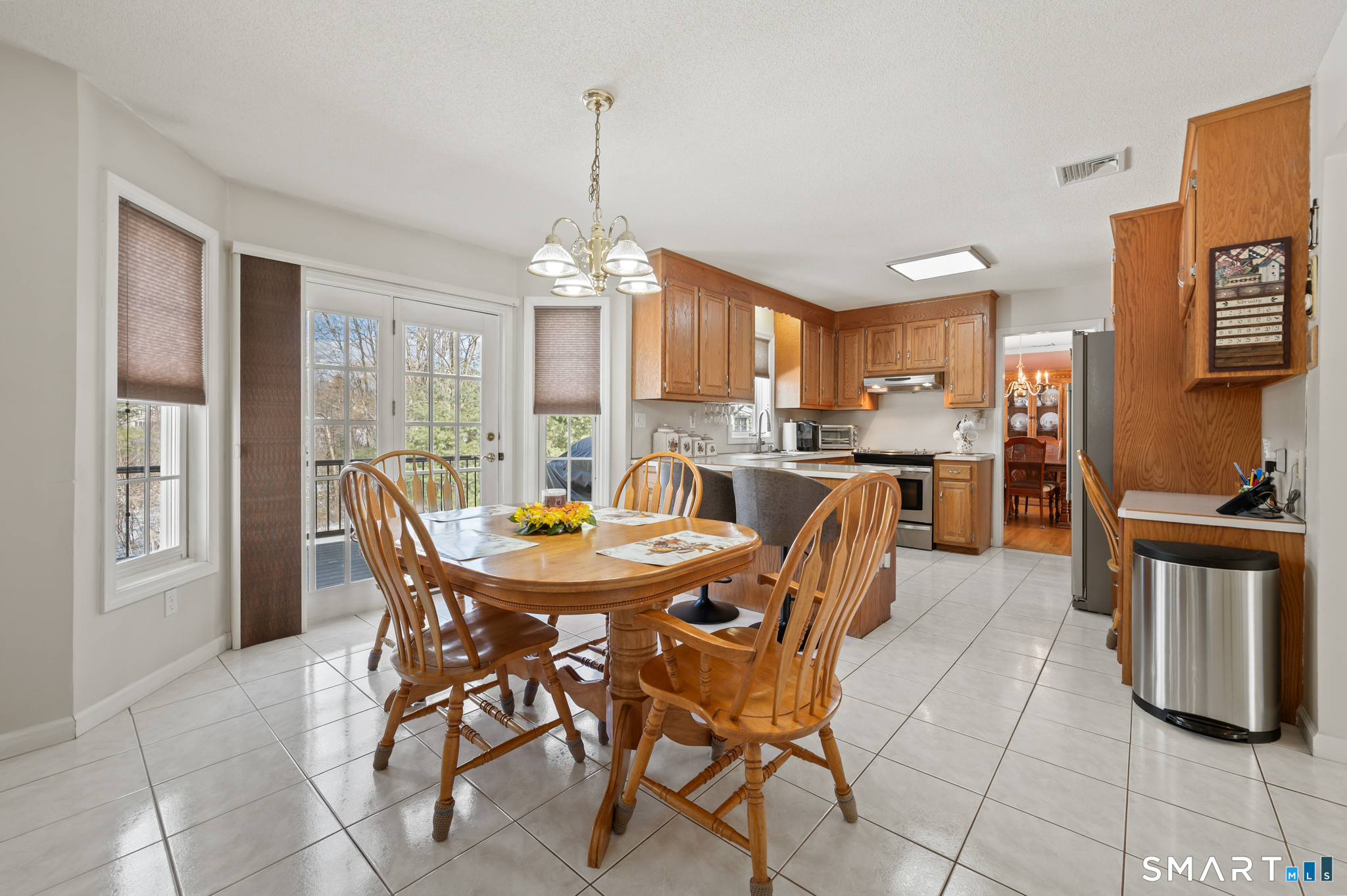 19 Woodside Way Bristol CT 06010