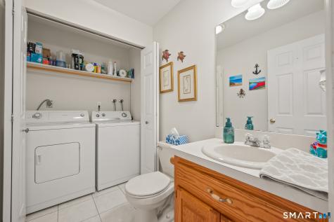 19 Woodside Way Bristol CT 06010