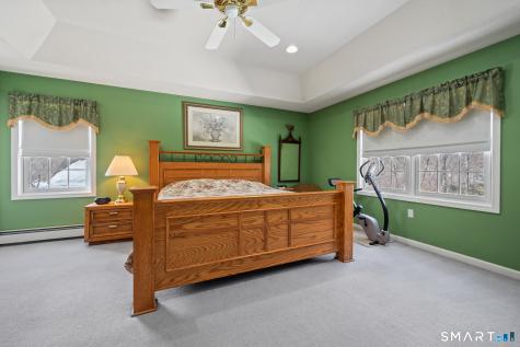 19 Woodside Way Bristol CT 06010