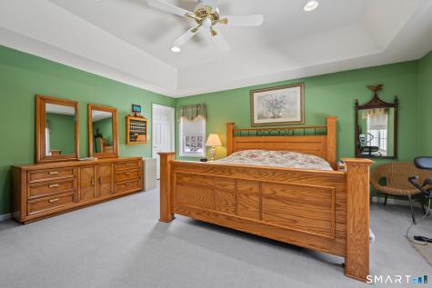 19 Woodside Way Bristol CT 06010