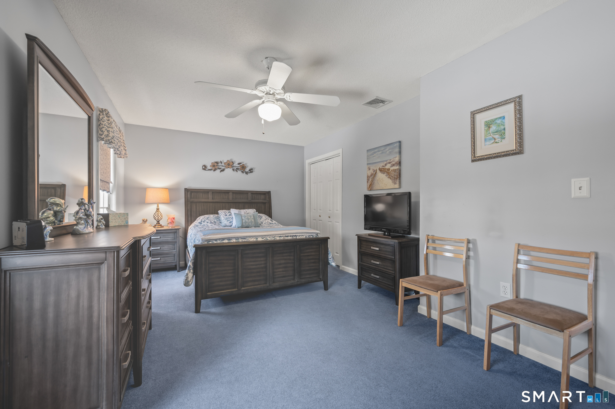 19 Woodside Way Bristol CT 06010