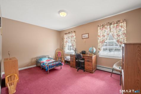 19 Woodside Way Bristol CT 06010