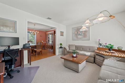 19 Woodside Way Bristol CT 06010