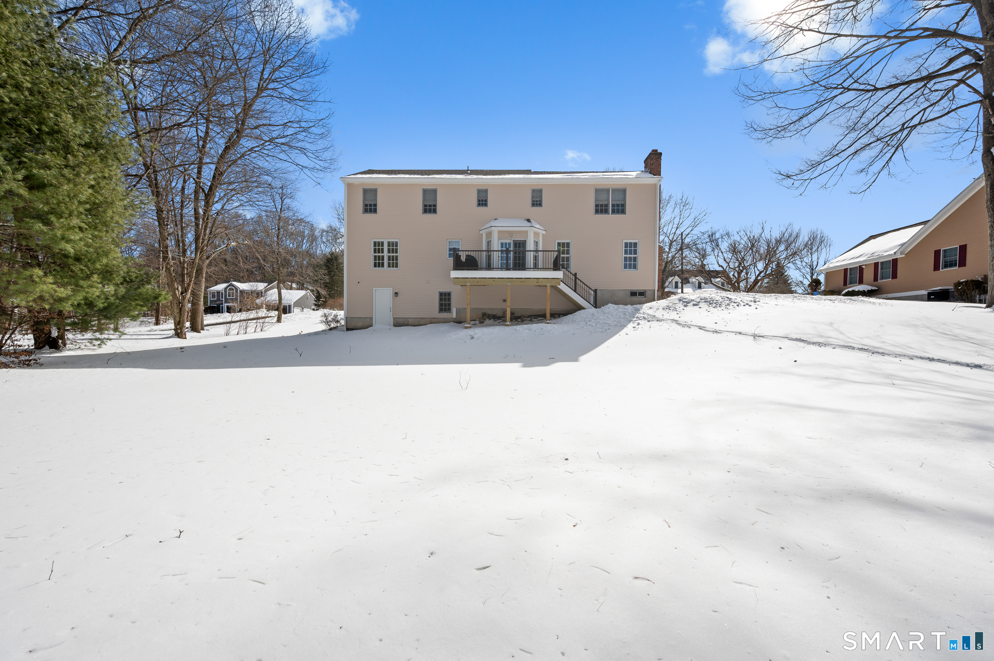 19 Woodside Way Bristol CT 06010