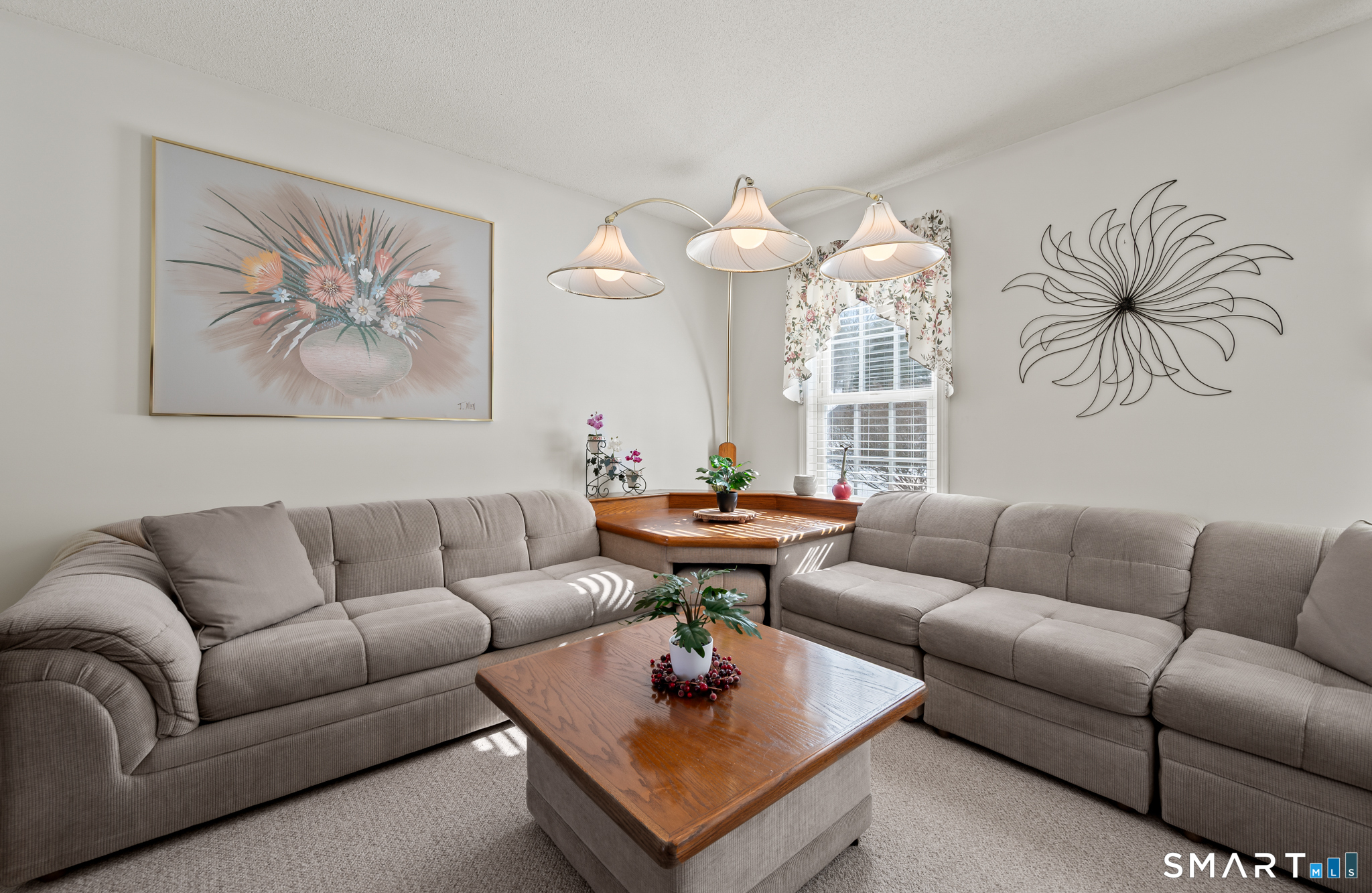 19 Woodside Way Bristol CT 06010