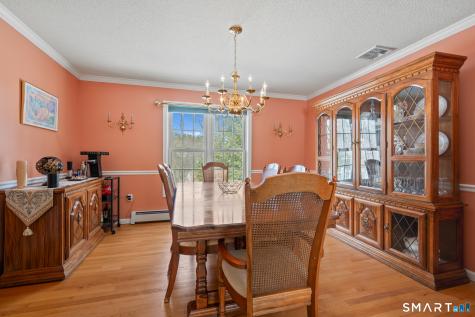 19 Woodside Way Bristol CT 06010