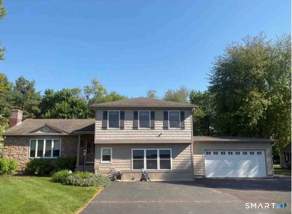 23 Welch Road North Haven CT 06473