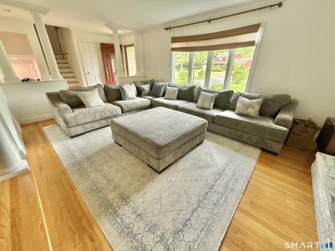 23 Welch Road North Haven CT 06473