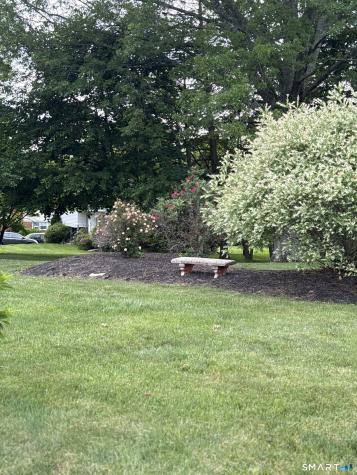 23 Welch Road North Haven CT 06473