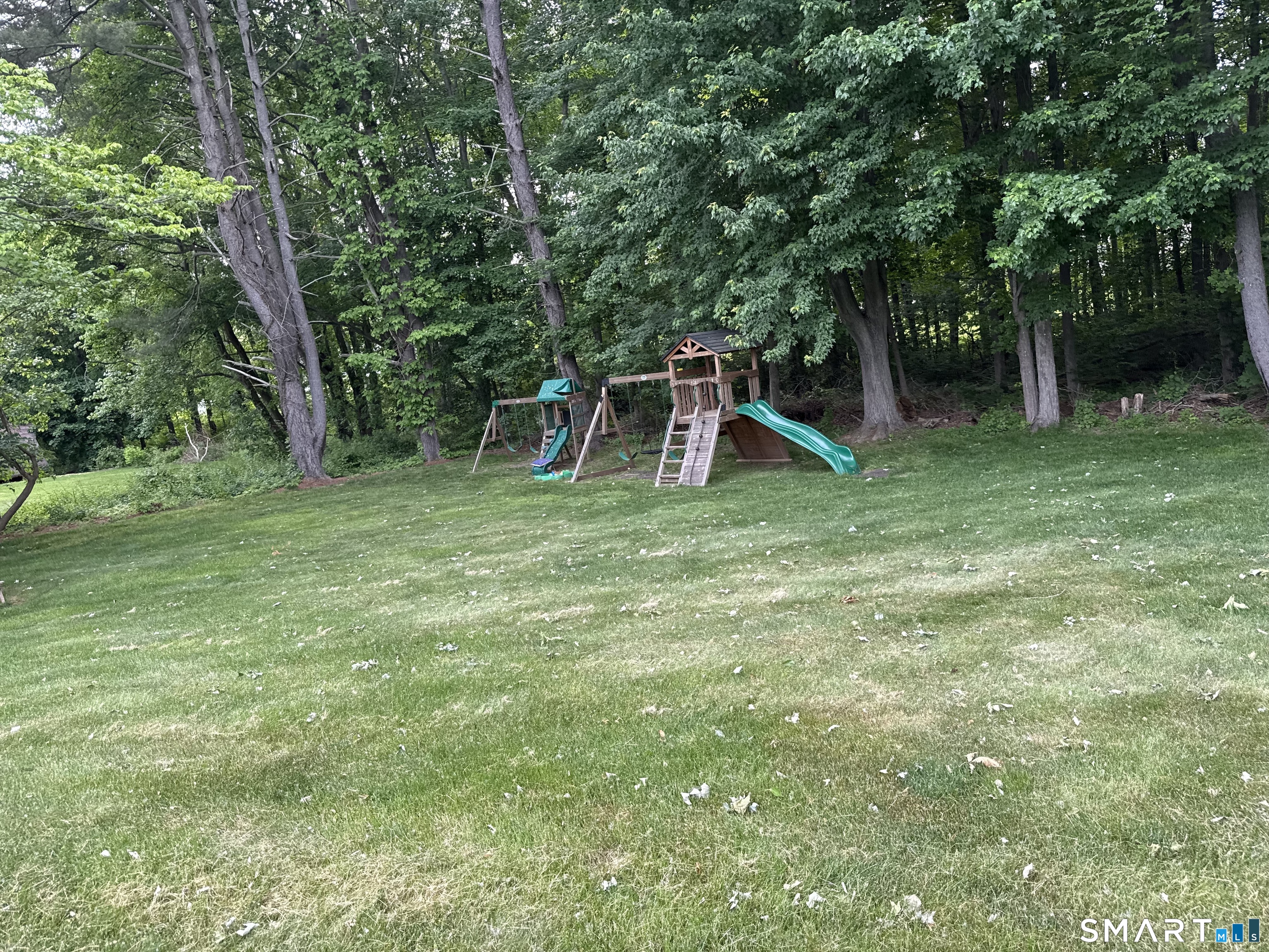 23 Welch Road North Haven CT 06473