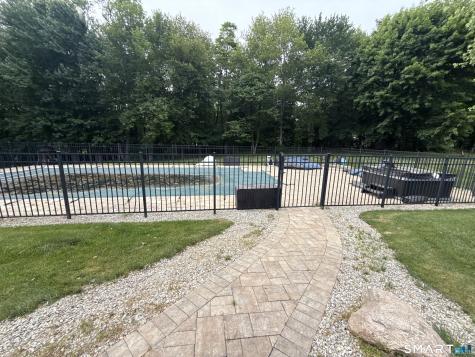 23 Welch Road North Haven CT 06473