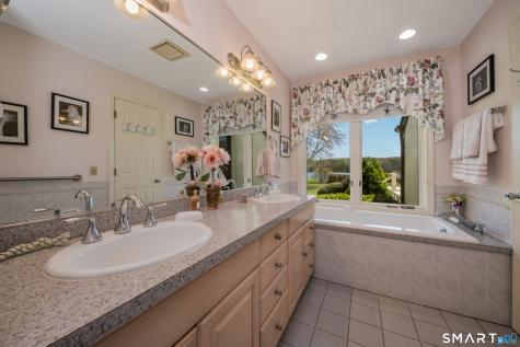 45 Falls River Drive Essex CT 06442