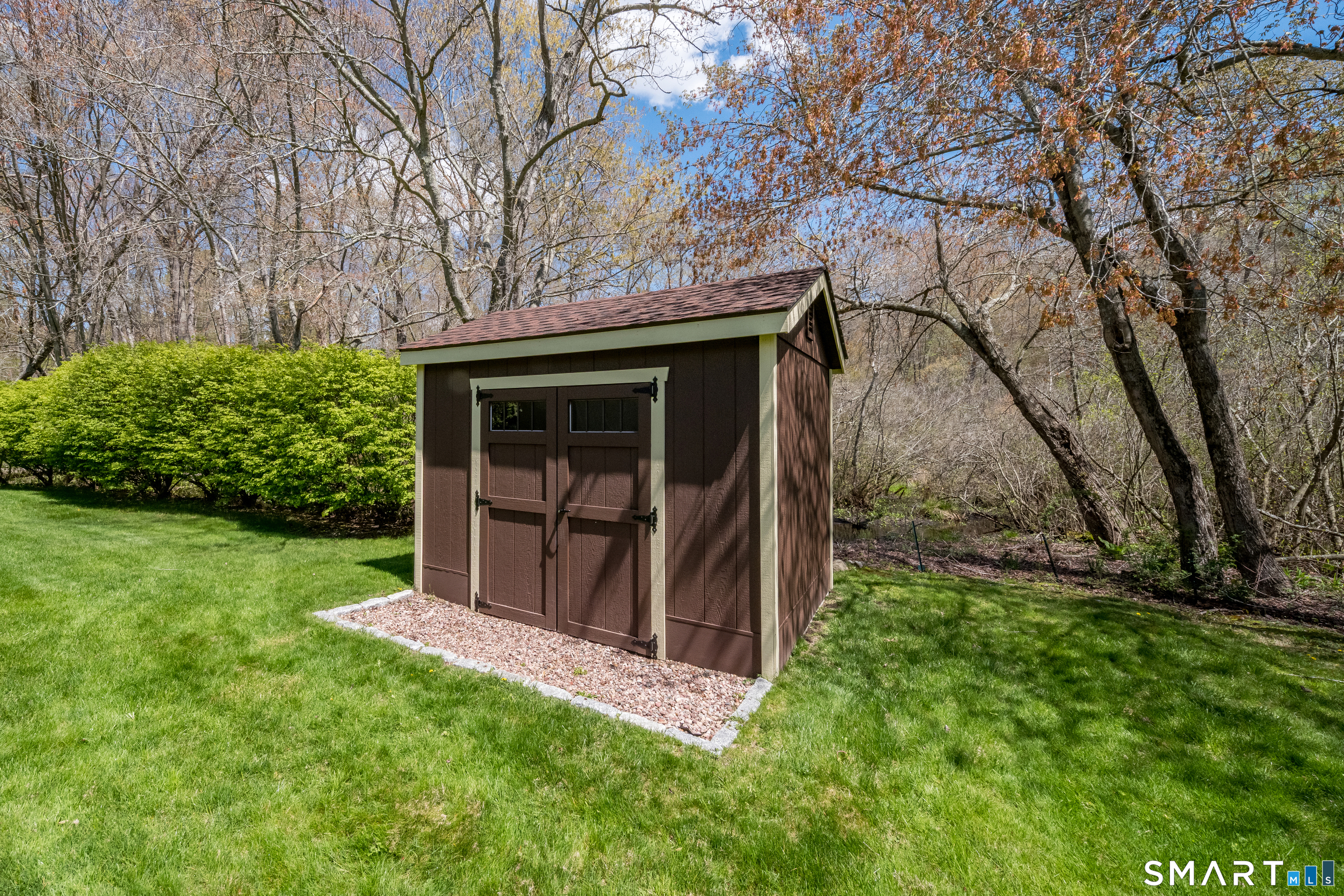 45 Falls River Drive Essex CT 06442