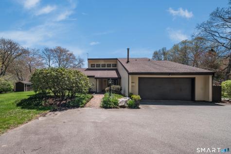 45 Falls River Drive Essex CT 06442