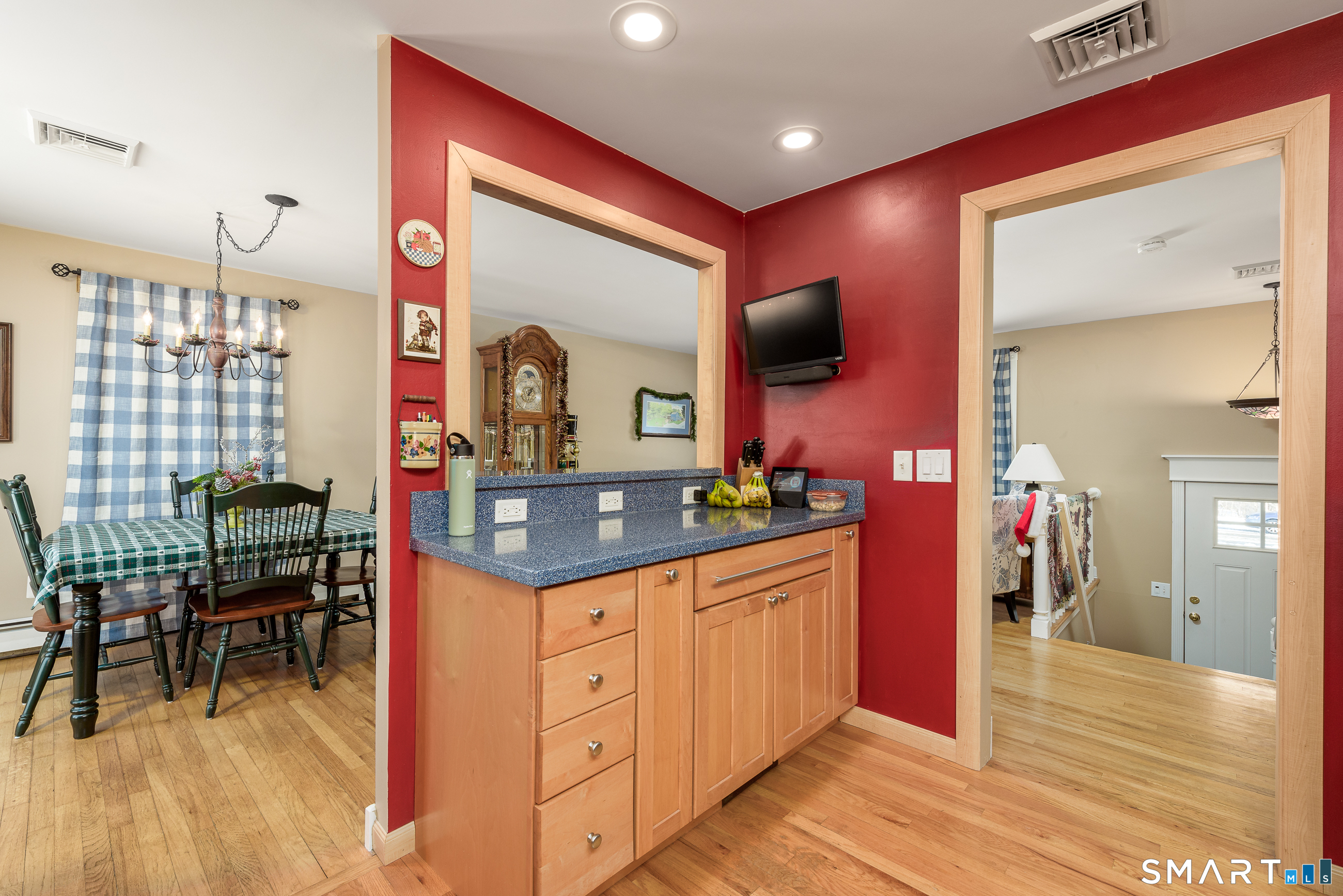 43 Roxbury Court East Lyme CT 06357