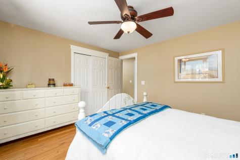 43 Roxbury Court East Lyme CT 06357