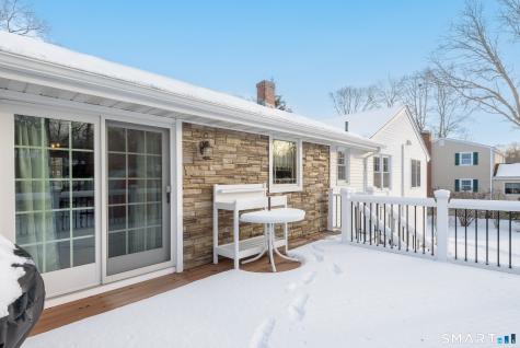 43 Roxbury Court East Lyme CT 06357