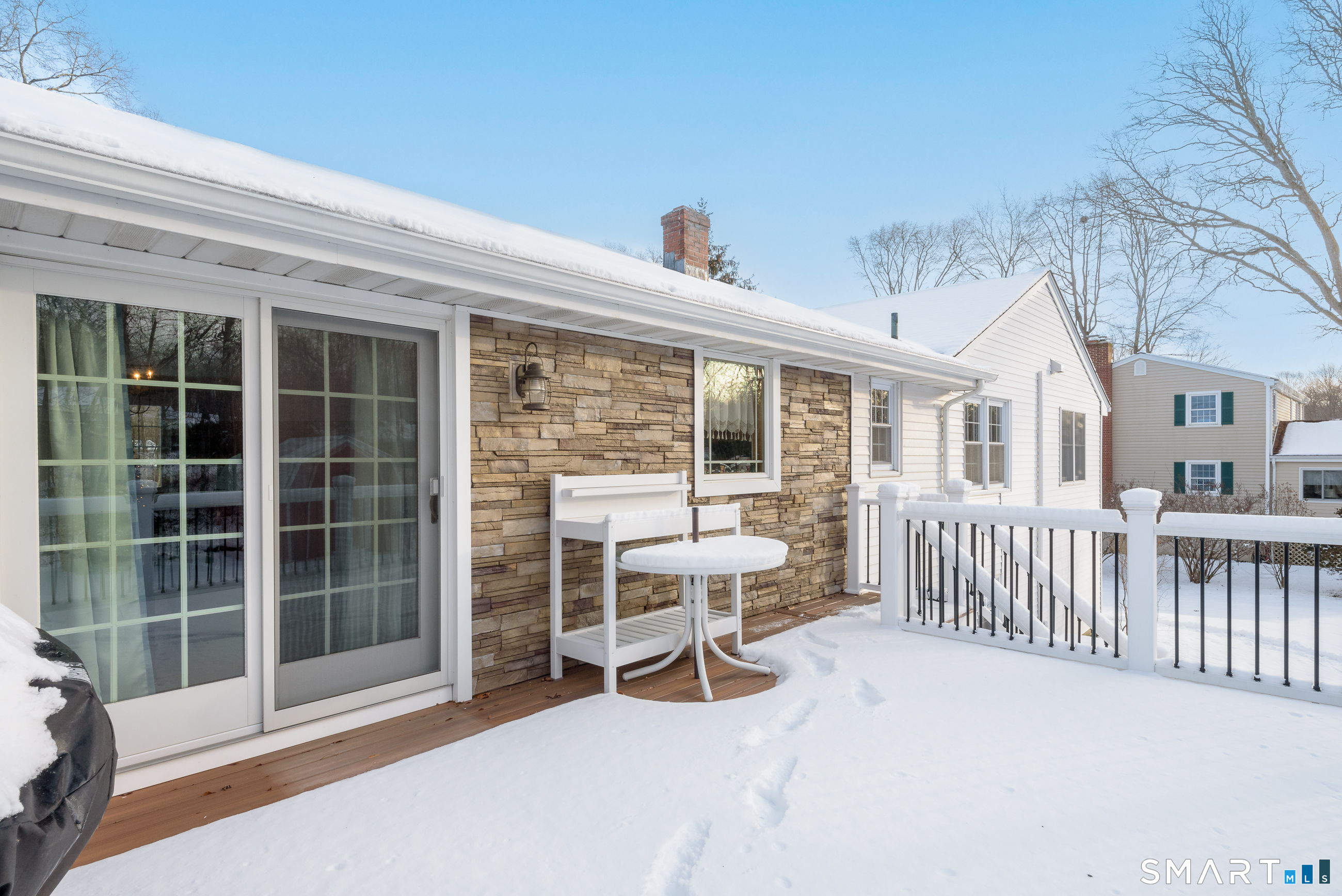 43 Roxbury Court East Lyme CT 06357