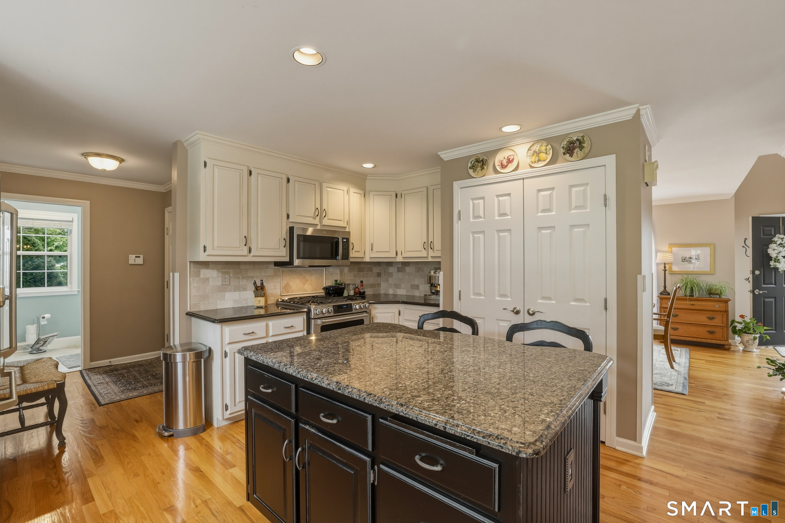 36 Commodore Hull Drive Derby CT 06418